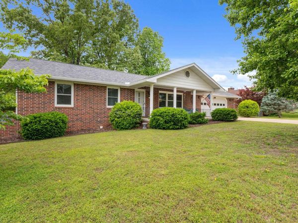 1919 Ivy Lane, Mountain Home, AR 72653