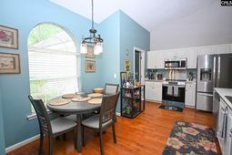 104 Fawn Court  photo 4