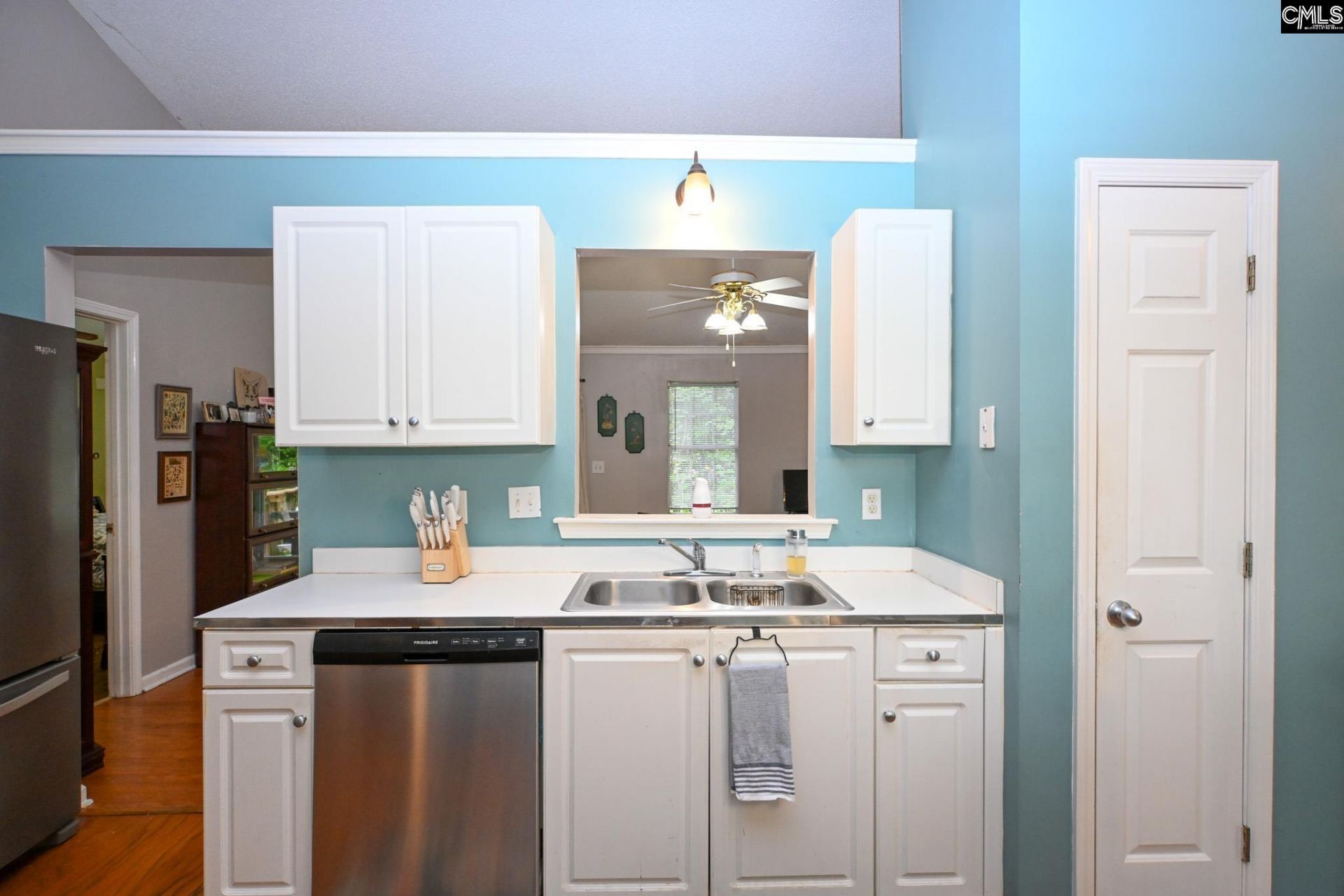 104 Fawn Court  Photo 6