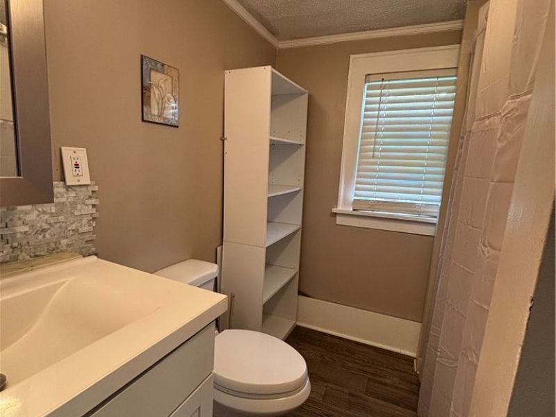 364 Ira Avenue, Akron, OH 44301 Photo 10