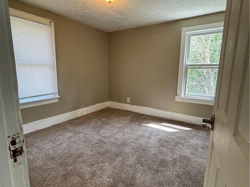 364 Ira Avenue, Akron, OH 44301 Photo 8