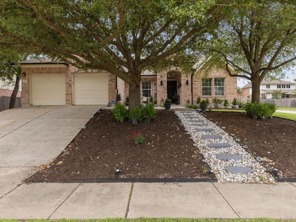 2501 Aspen Meadow RD, Leander, TX 78641