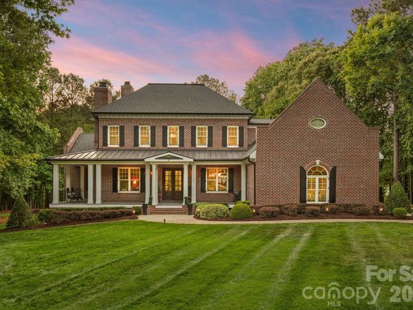 121 Willow Bend Court, Mooresville, NC 28117