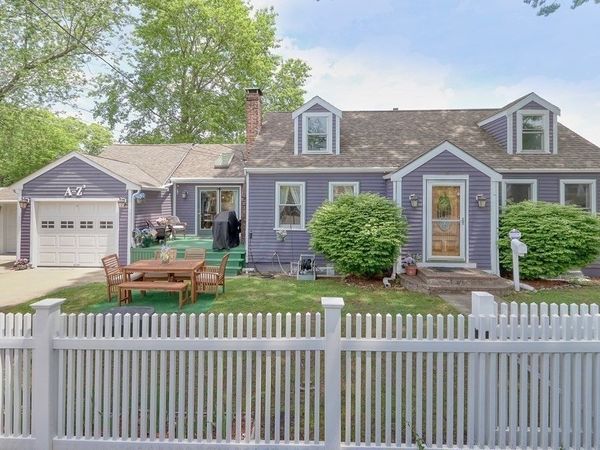 3 Oak Tree Road, Dedham, MA 02026