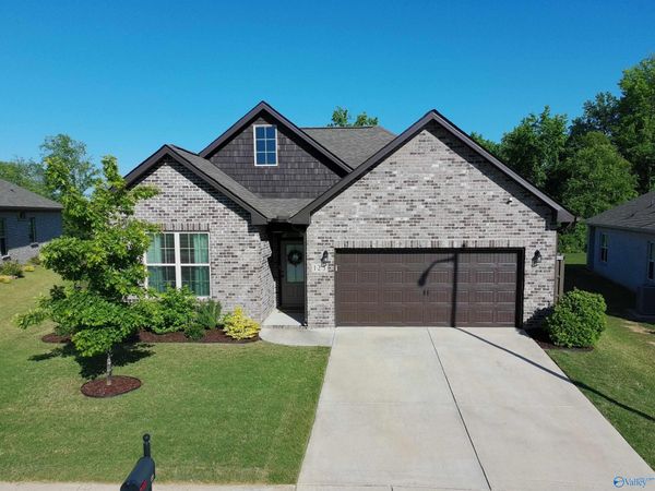 123 Fernhill Drive NW, Madison, AL 35757