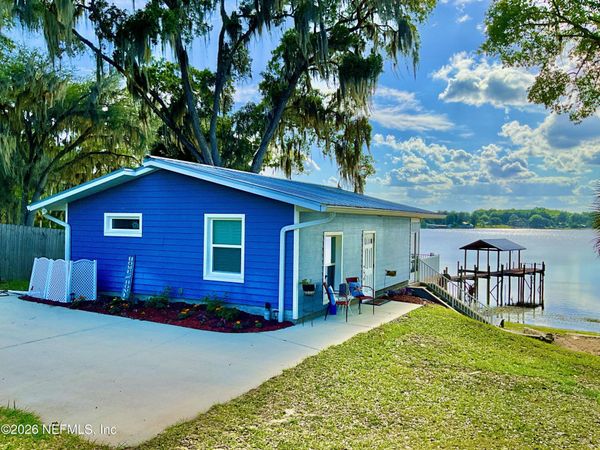 125 FLORADANDY Road, Hawthorne, FL 32640
