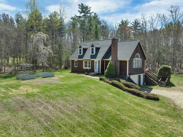 165 Old Bay Road, New Durham, NH 03855