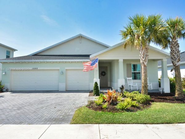 12262 SW Roma Cir, Port St. Lucie, FL 34987