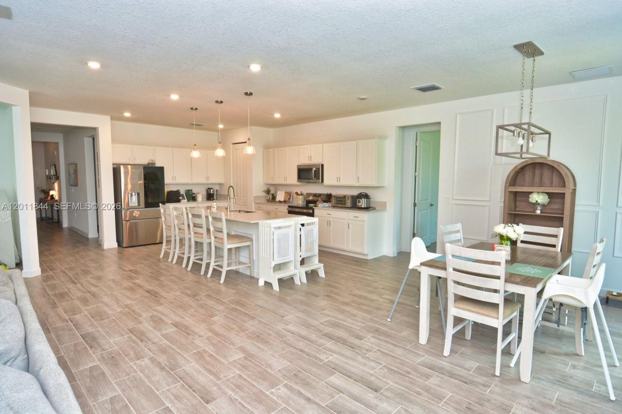 12262 SW Roma Cir, Port Saint Lucie, FL 34987 Photo