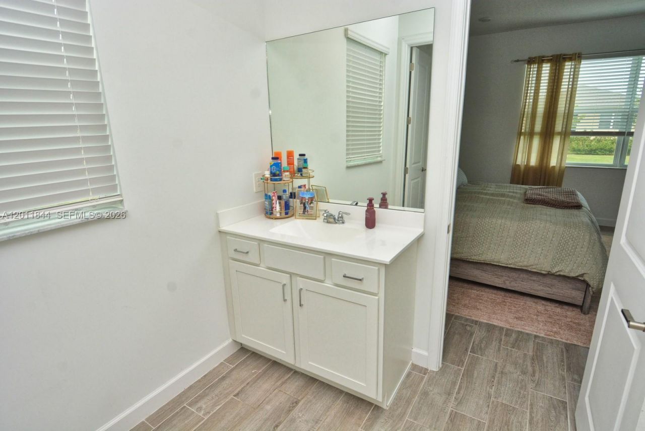 12262 SW Roma Cir, Port Saint Lucie, FL 34987 Photo