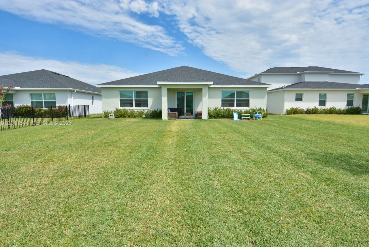 12262 SW Roma Cir, Port Saint Lucie, FL 34987 Photo