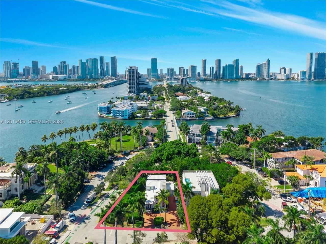 1281 S Venetian Way , Miami, FL 33139 Photo