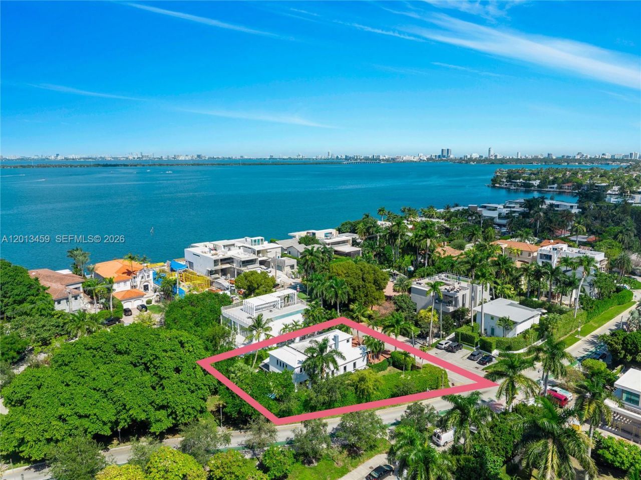 1281 S Venetian Way , Miami, FL 33139 Photo