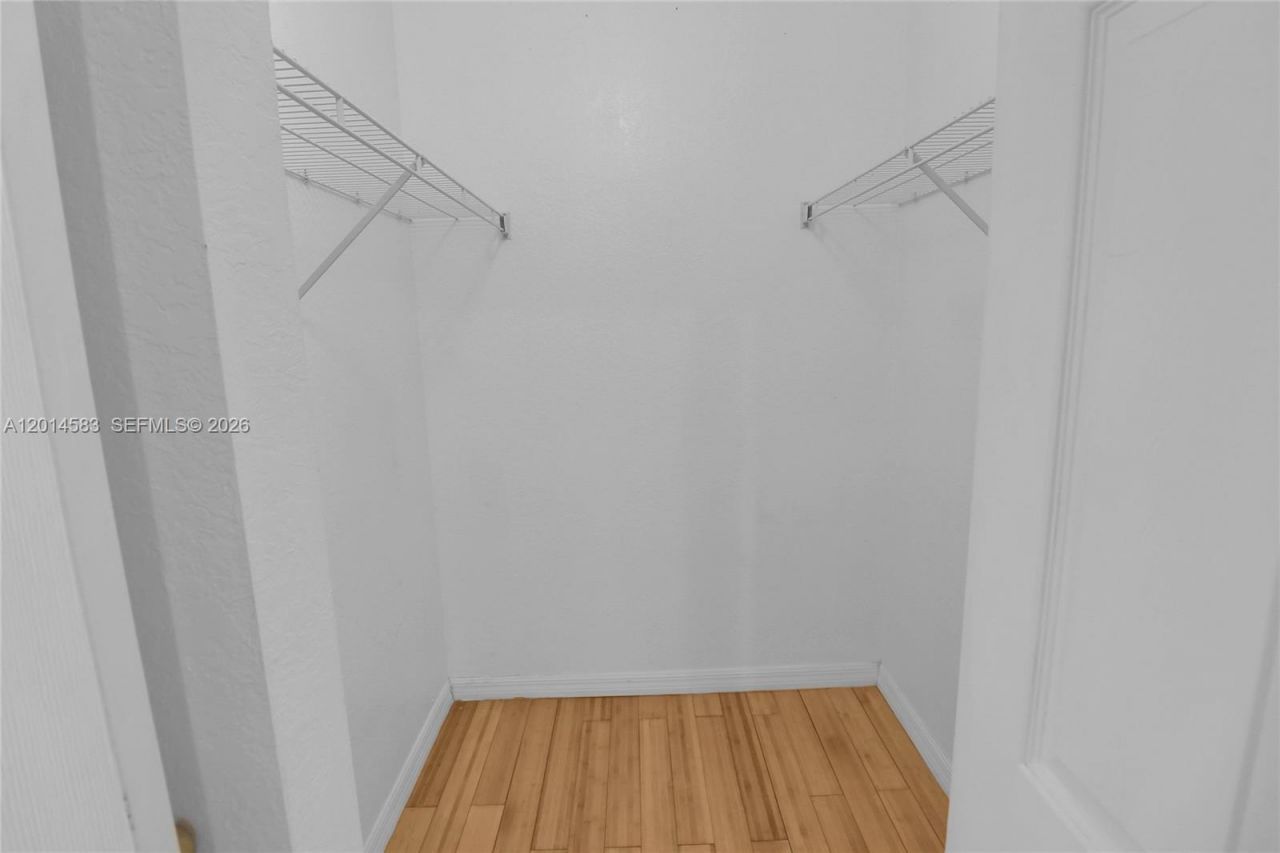 117 SE 3rd Ave, Unit 9, Hallandale Beach, FL 33009 Photo