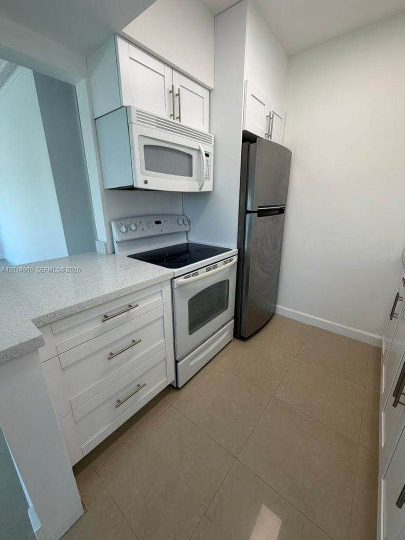 641 Espanola Way , Unit 14, Miami Beach, FL 33139 Photo
