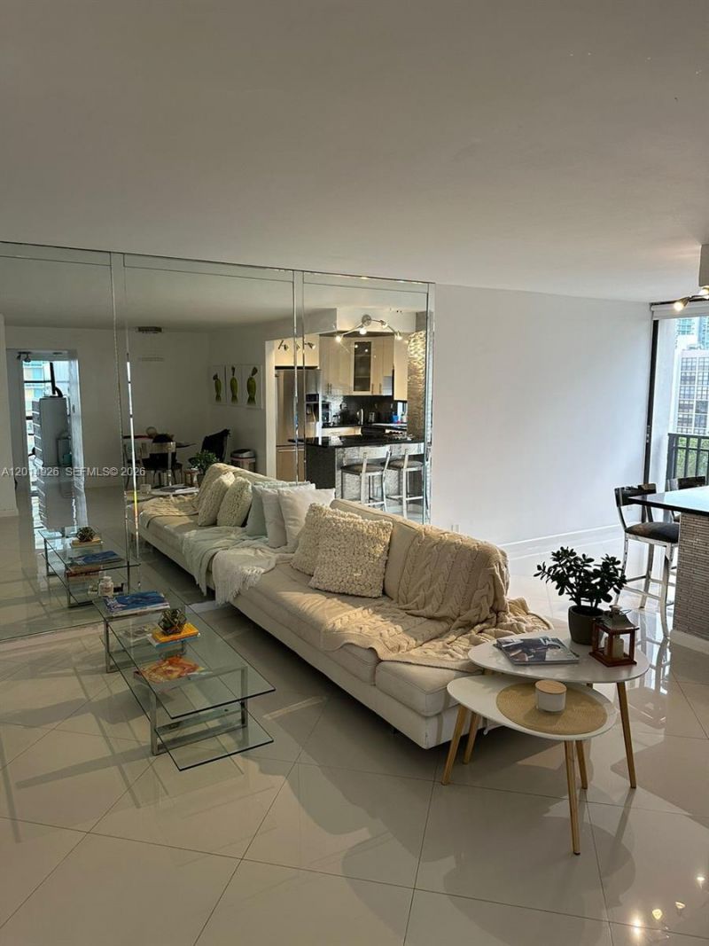 17021 N Bay Rd , Unit 815, Sunny Isles Beach, FL 33160 Photo