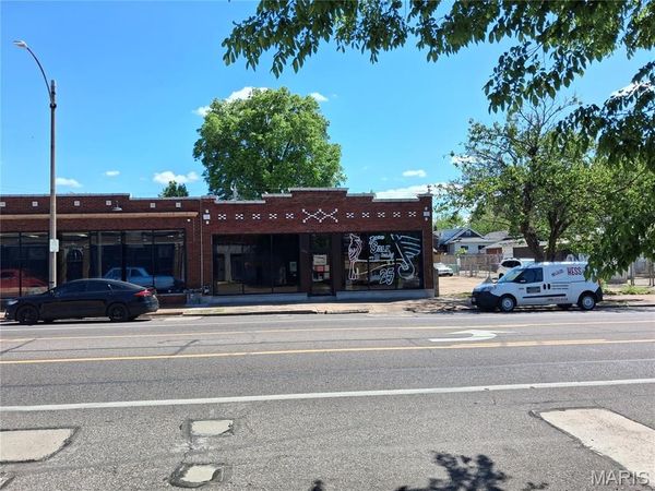 5628-30 Gravois Avenue , St Louis, MO 63116