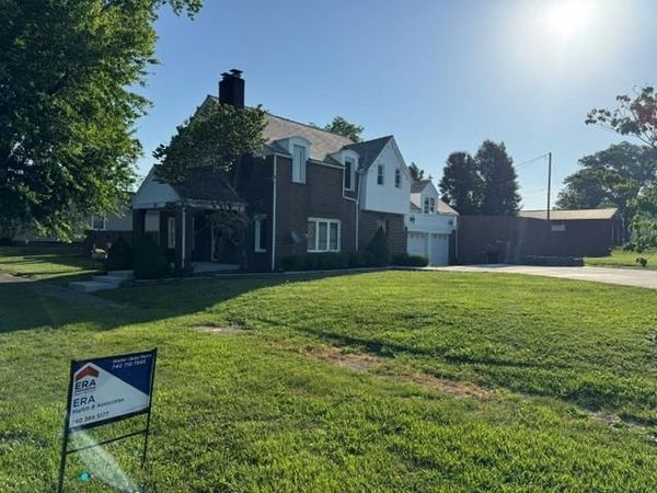 110 S Pearl, McArthur, OH 45651