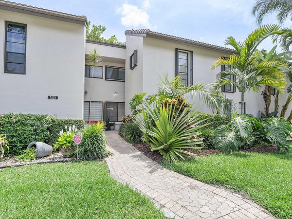 9717 N New River Canal Road, Unit 409, Plantation, FL 33324