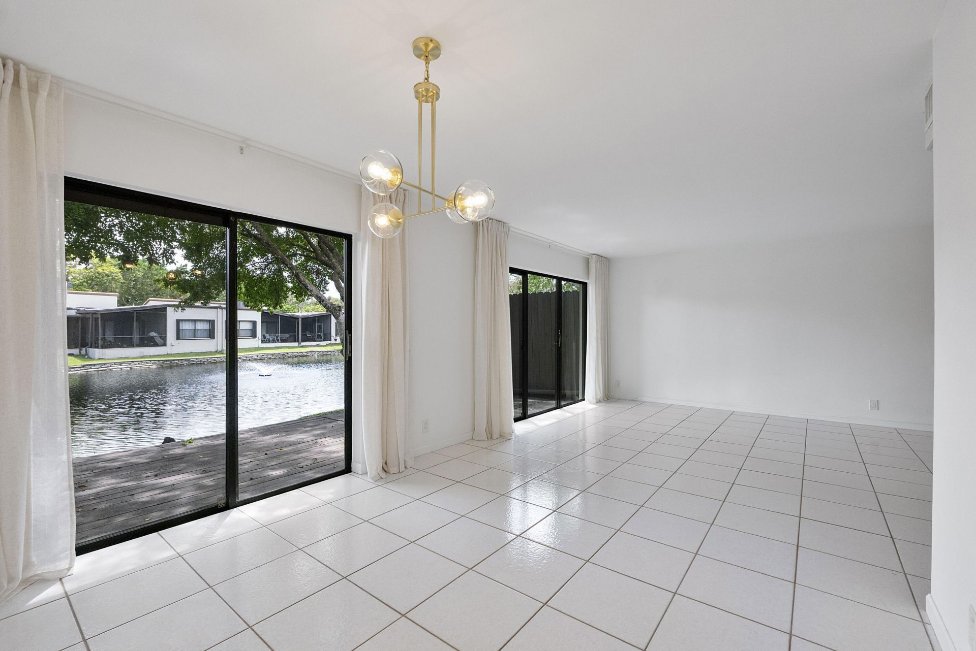 9717 N New River Canal Road, Unit 409, Plantation, FL 33324 Photo