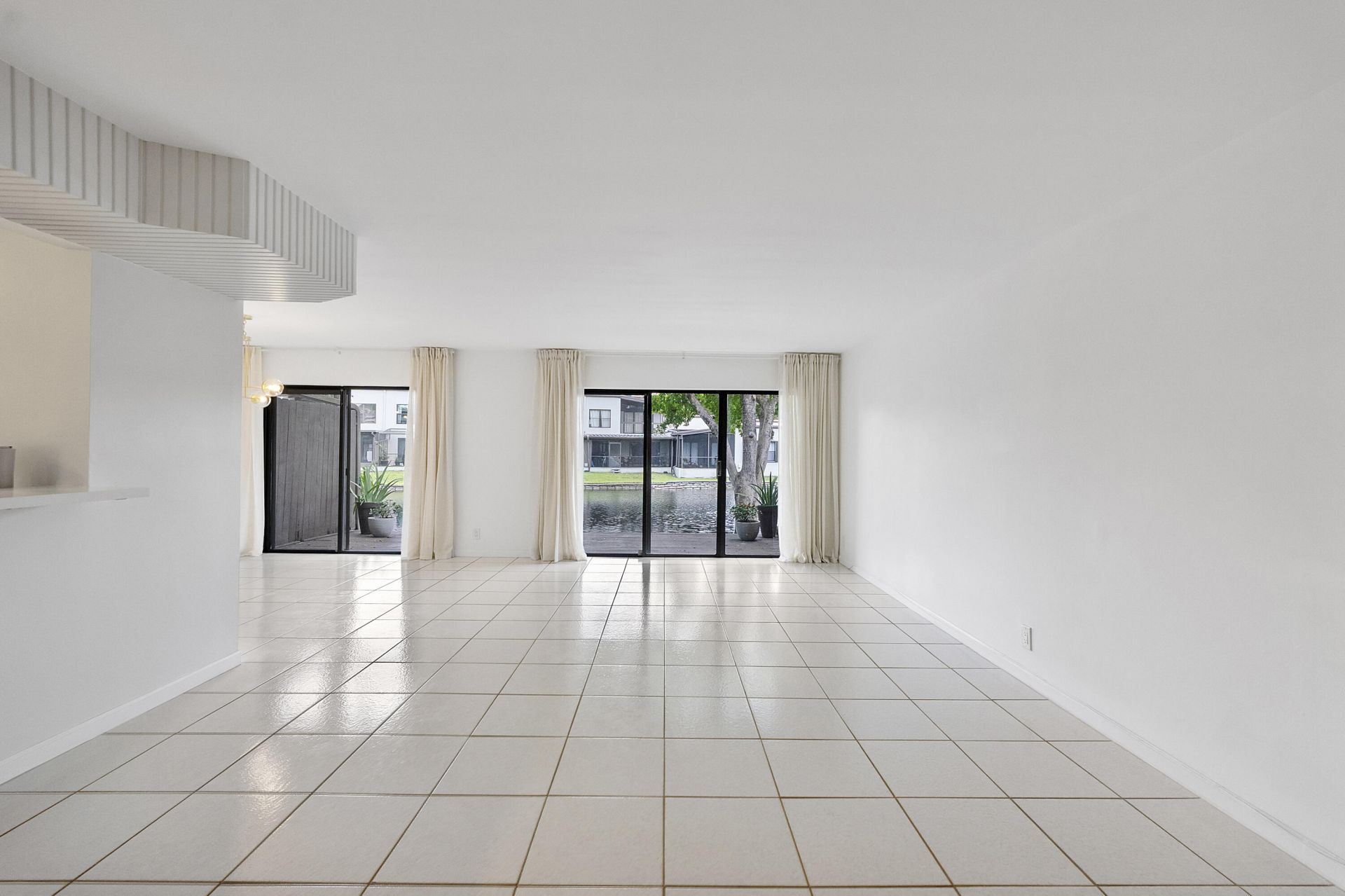 9717 N New River Canal Road, Unit 409, Plantation, FL 33324 Photo