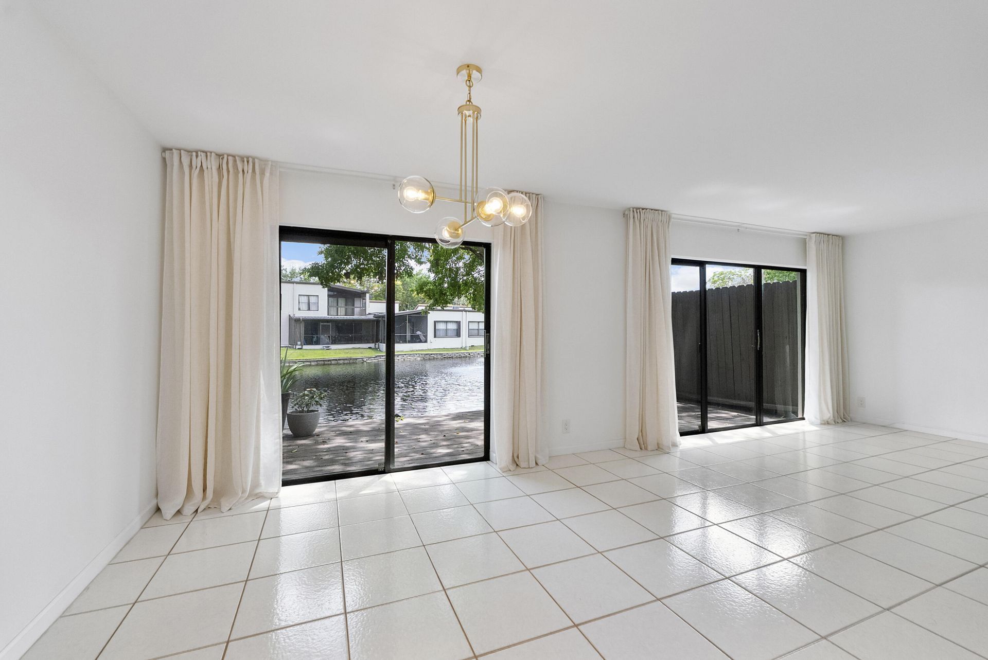 9717 N New River Canal Road, Unit 409, Plantation, FL 33324 Photo
