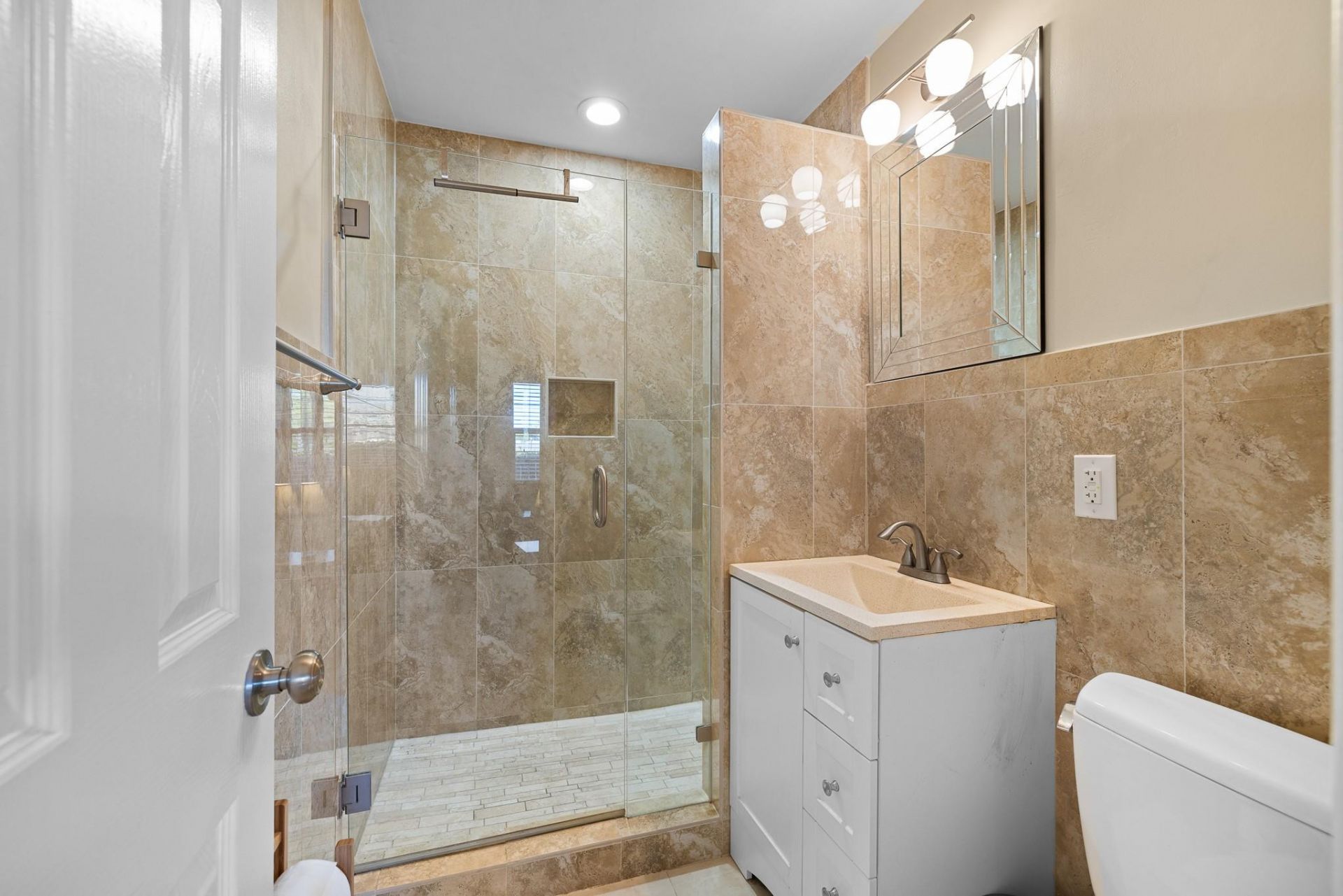 2701 NE 1st Street, Unit 106, Pompano Beach, FL 33062 Photo