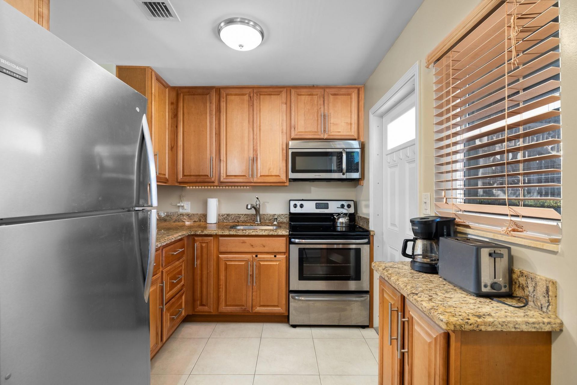 2701 NE 1st Street, Unit 106, Pompano Beach, FL 33062 Photo