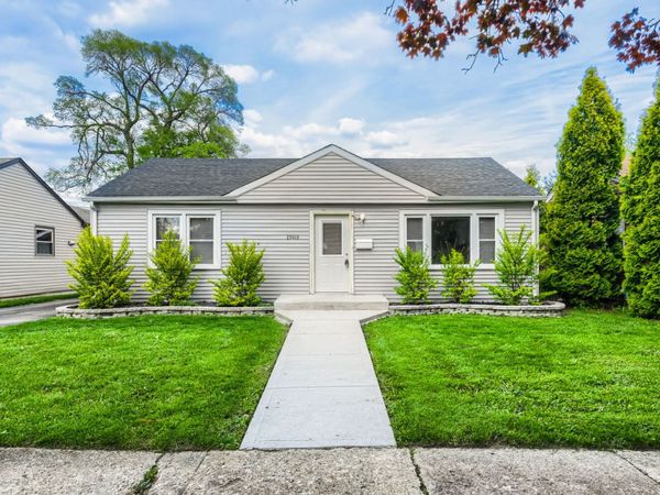 15013 Springfield Avenue , Midlothian, IL 60445