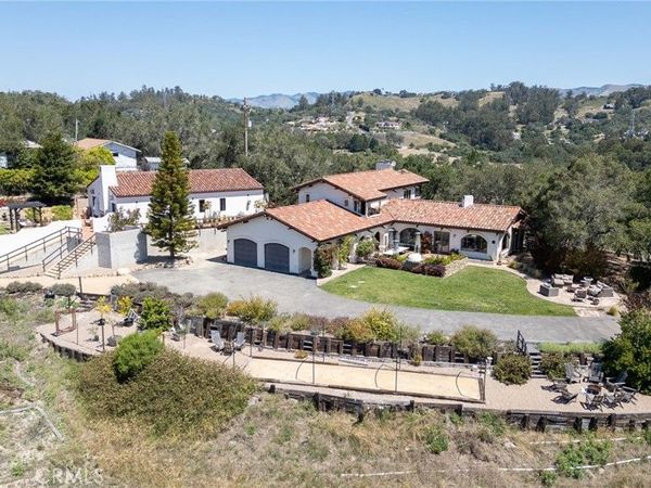 960 Buck Ridge Lane, Arroyo Grande, CA 93420