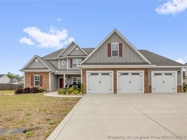 3520 Glencastle Lane, Fayetteville, NC 28306
