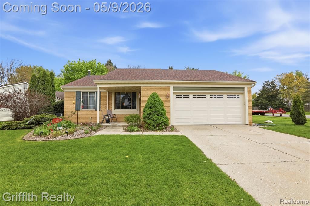 779 Oak Ridge Drive , Brighton, MI 48116 Main Photo