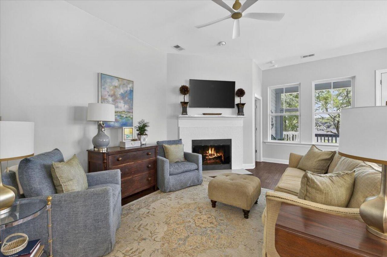 3645 Moonglow Drive Photo 11