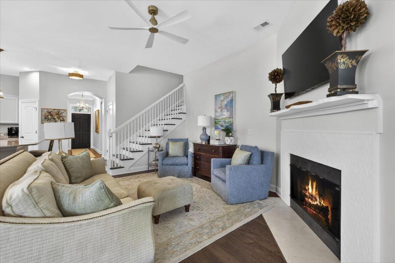 3645 Moonglow Drive Photo 12