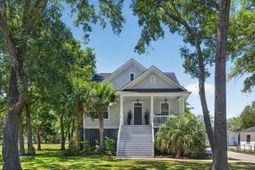 3645 Moonglow Drive photo 4
