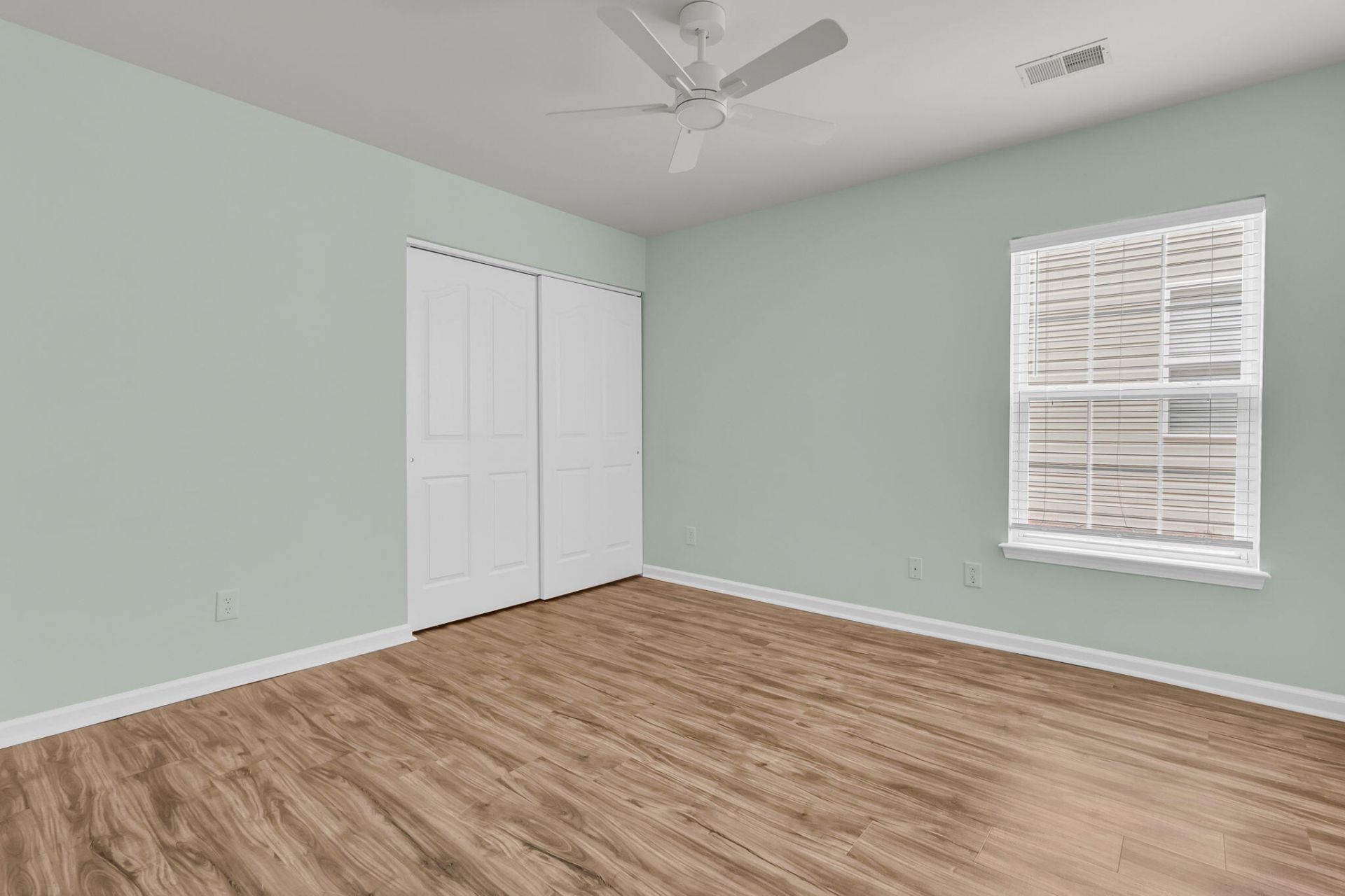 4970 Wyman Boulevard Photo 21