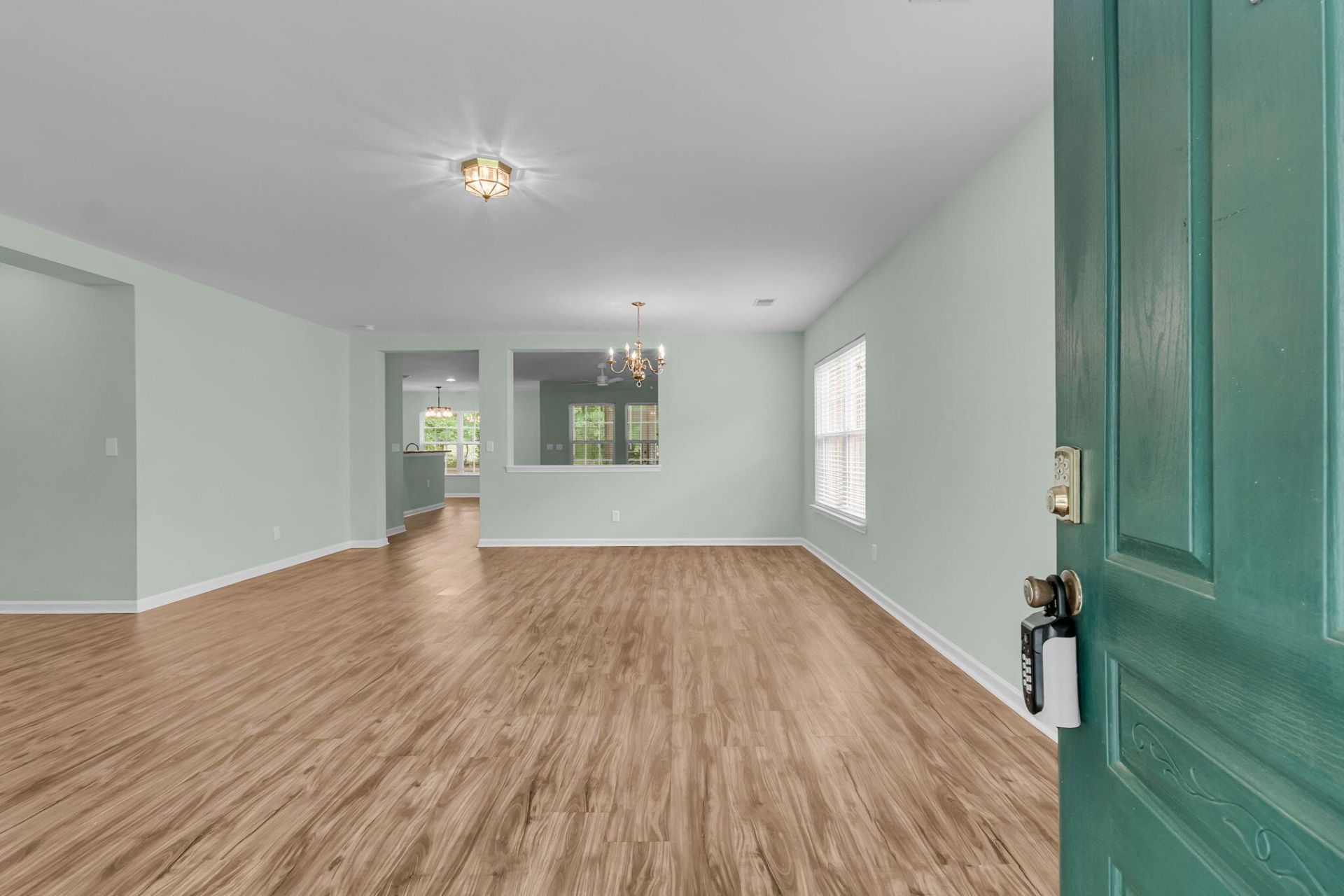 4970 Wyman Boulevard Photo 4
