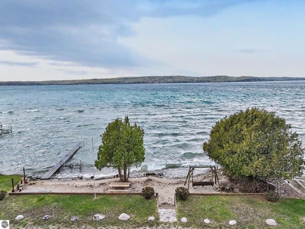 4178 Crystal Drive, Beulah, MI 49617