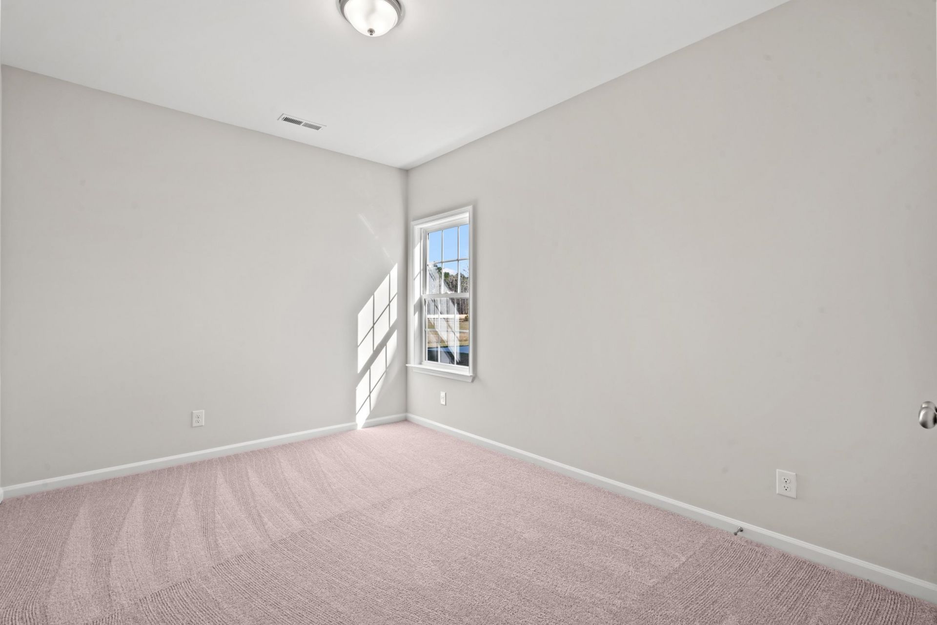 1000 Cypress Shoal Dr. Photo 12