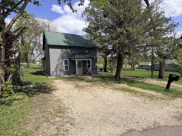 310 MAIN ST, Linn Grove, IA 51033