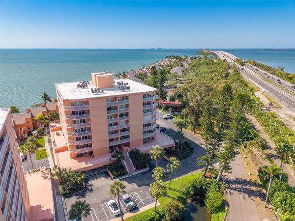 7432 SUNSHINE SKYWAY LANE S, Unit 704, ST PETERSBURG, FL 33711