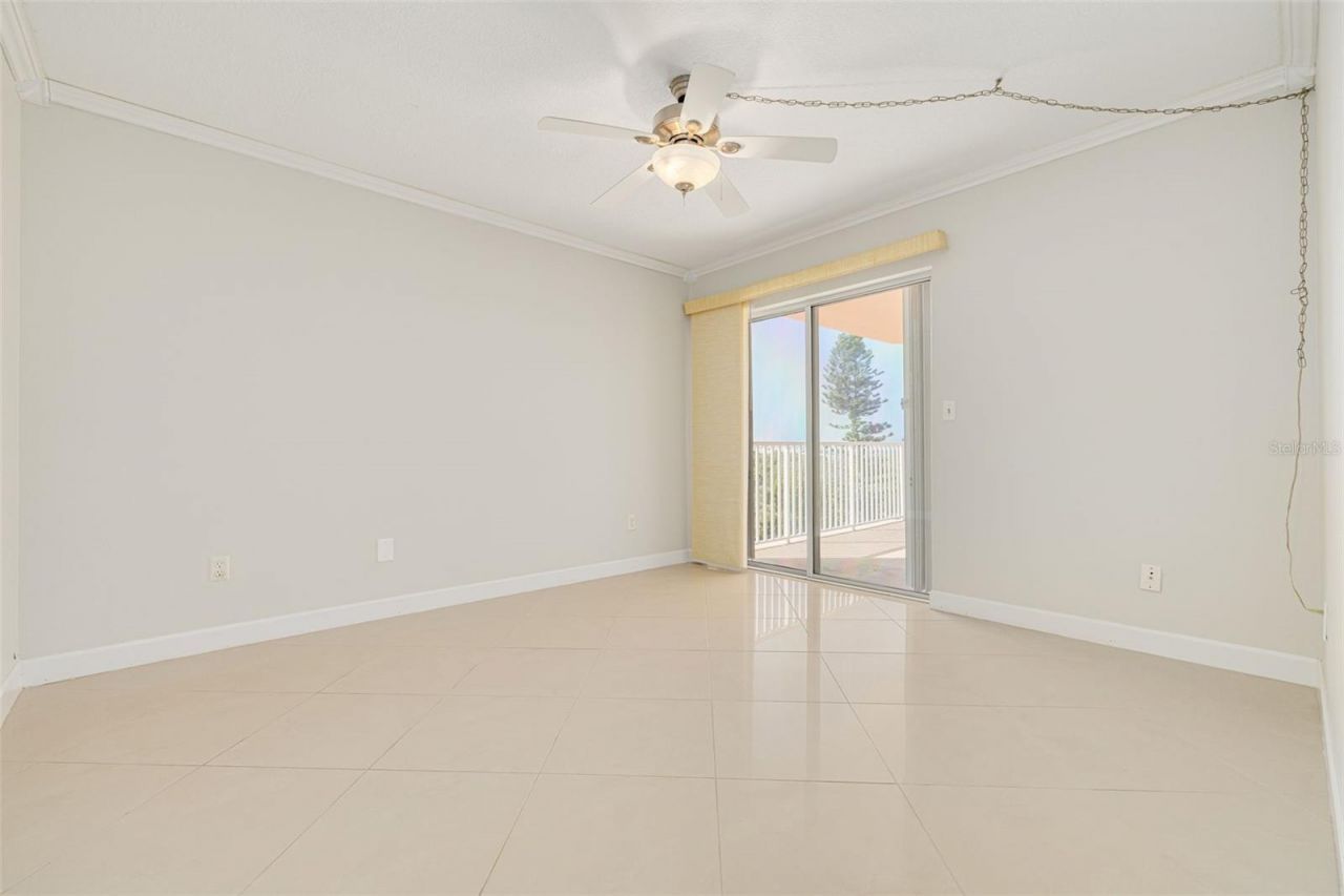 7432 Sunshine Skyway Lane S, Unit 704, Saint Petersburg, FL 33711 Photo