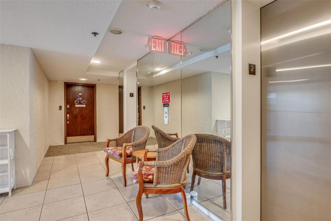 7432 Sunshine Skyway Lane S, Unit 704, Saint Petersburg, FL 33711 Photo