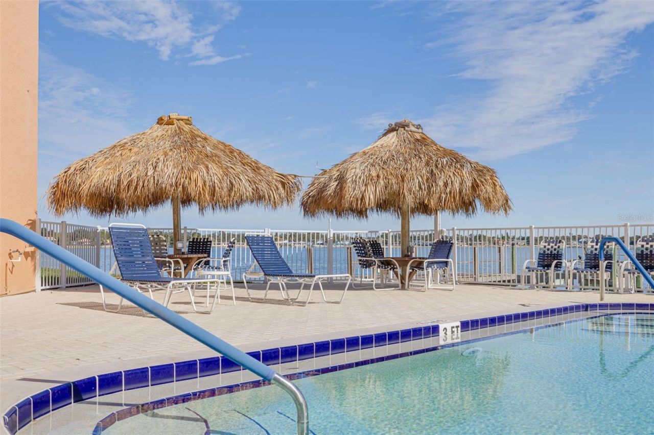 7432 Sunshine Skyway Lane S, Unit 704, Saint Petersburg, FL 33711 Photo