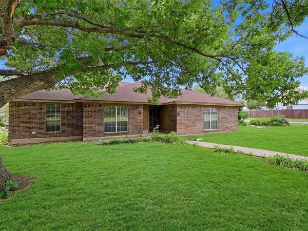 1838 W Taylor Street, Sherman, TX 75092