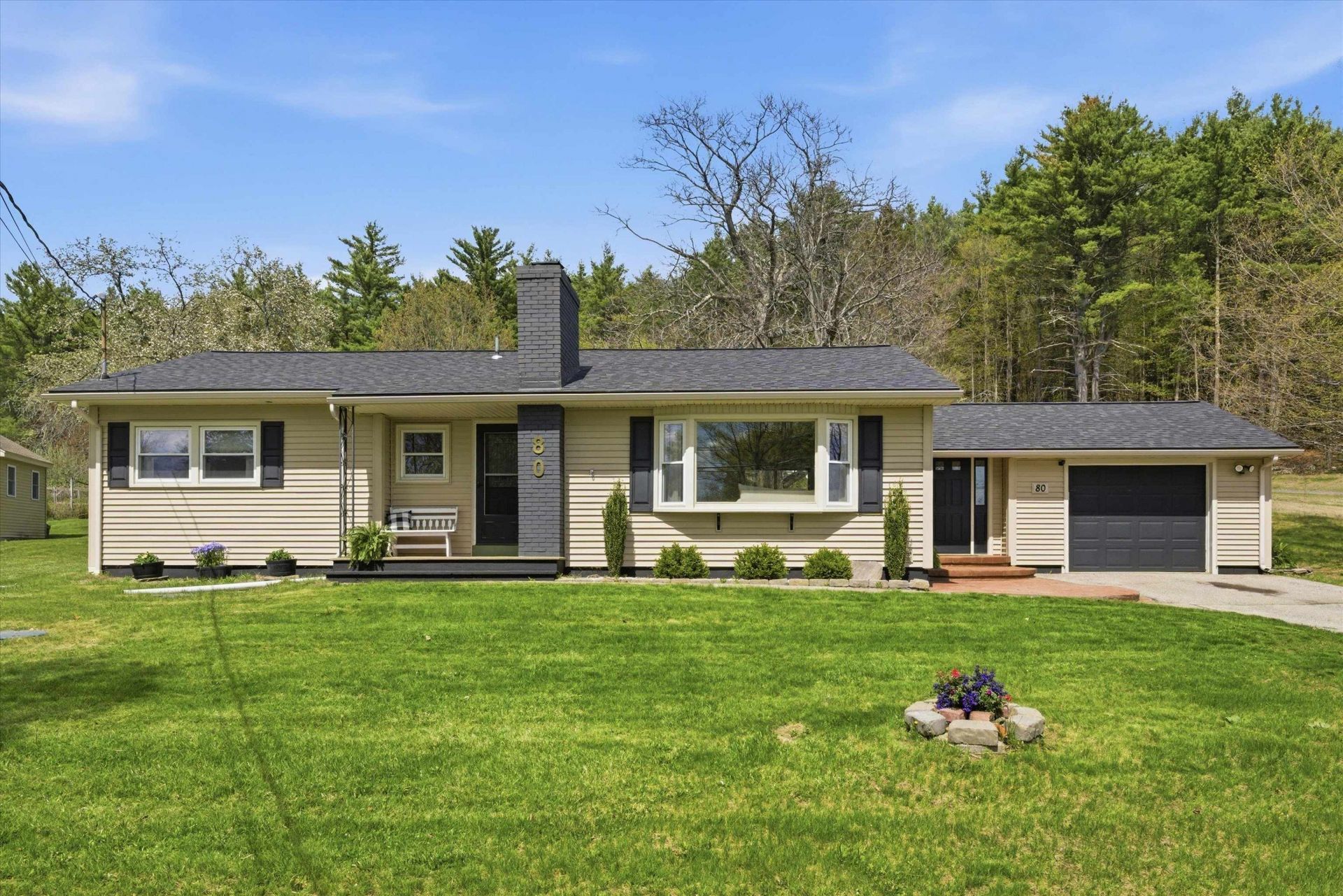 80 English Range Road, Derry, NH 03038 Main Photo