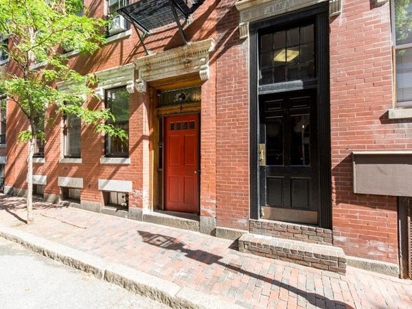 57 Myrtle St, Unit 3, Boston, MA 02114