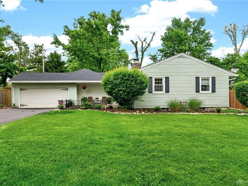 3194 Birchall Drive, Dayton, OH 45440 Photo 3