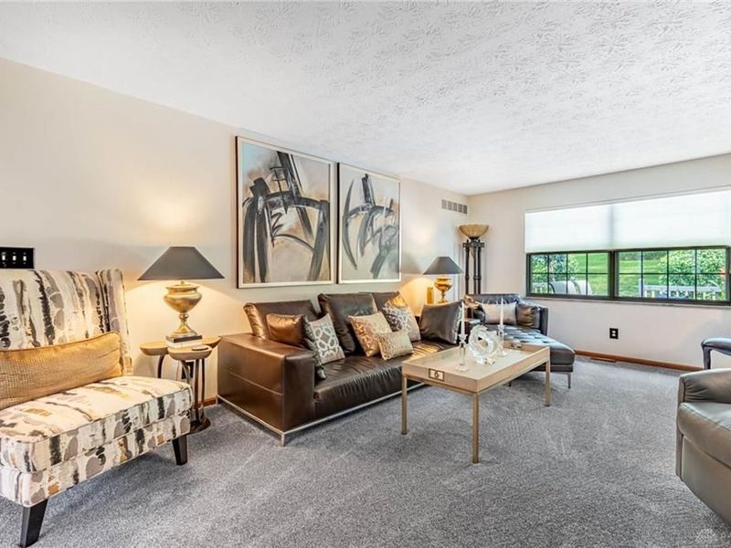 7821 Stanley Mill Drive, Centerville, OH 45459 Photo 4
