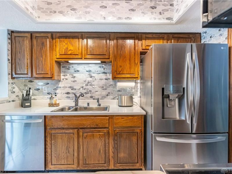 7821 Stanley Mill Drive, Centerville, OH 45459 Photo 7
